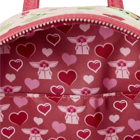 Mini sac à dos Le Mandalorien Bébé Yoda Cœurs Impression Intégrale Loungefly