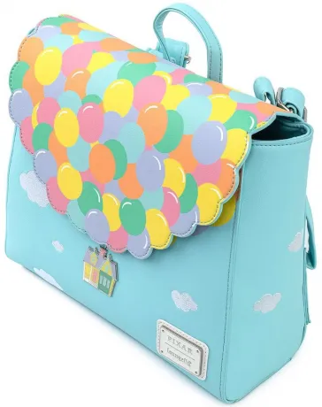 Mini sac à dos Maison de Carl tenue par des Ballons Loungefly