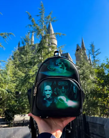 Mini sac à dos Mangemorts Marque des Ténèbres Glow Loungefly