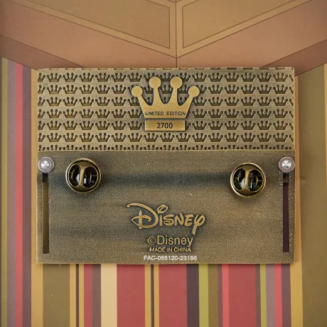 Pin coulissant Salle des Portraits Loungefly