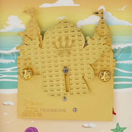 Pin Stitch dans le Château de Sable Surprise Loungefly