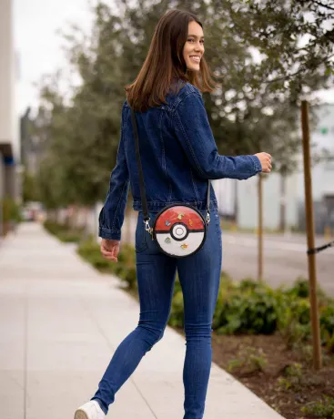 Sac à bandoulière Poké Ball Pin Trader Loungefly
